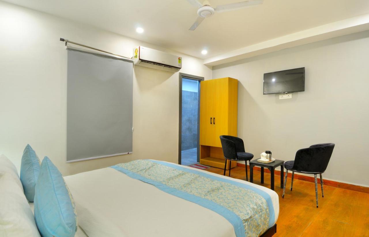 Hotel The Red York Ghaziabad Exterior foto